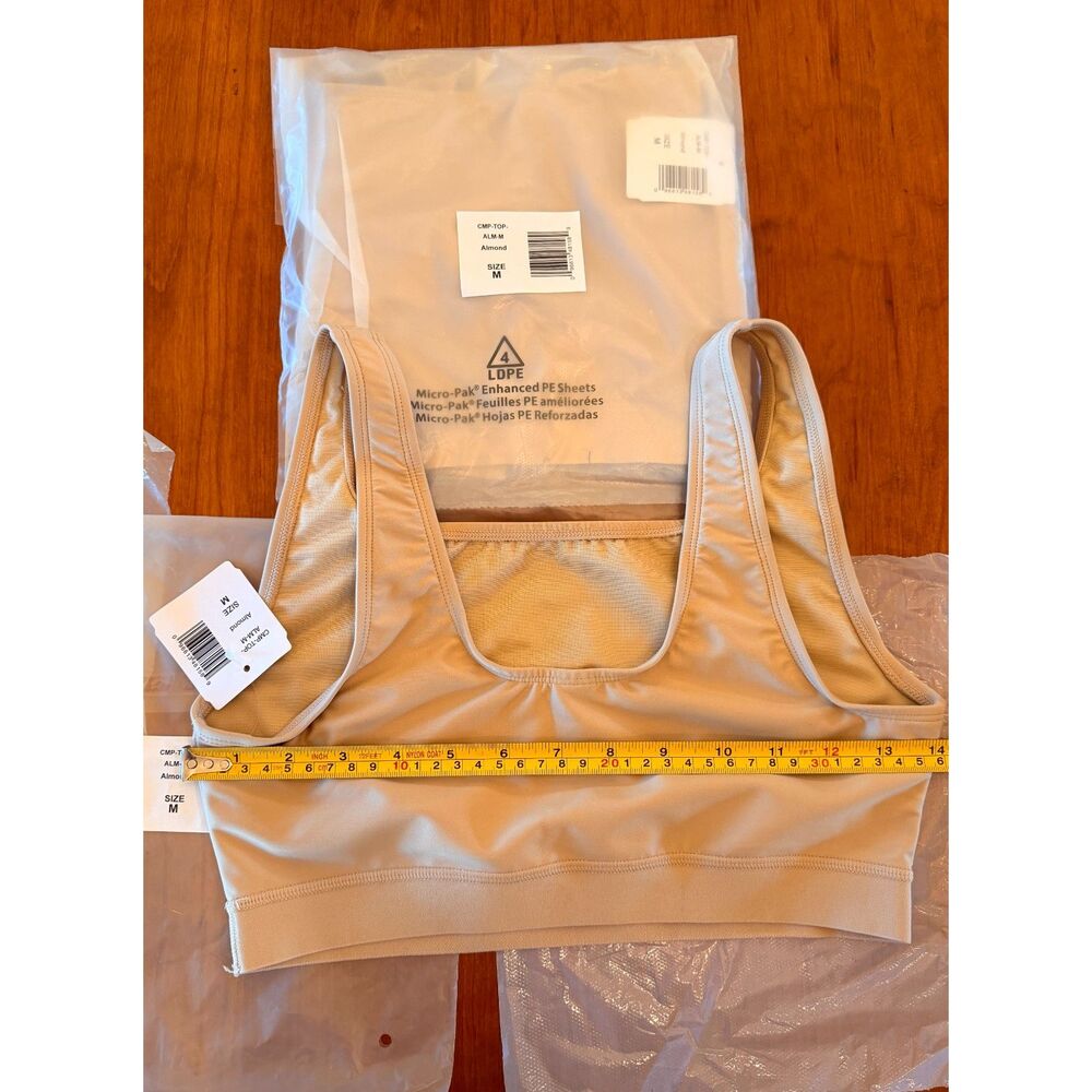 Humankind Compression Top Size M - Picture 3 of 6